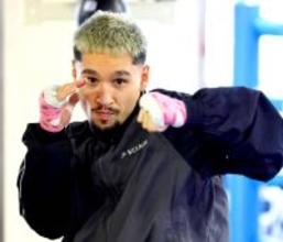 オラスクアガ、飯村樹輝弥とのＶ５戦へ「もちろん、ＫＯを狙う。息をつかせる暇もないほど押していく」