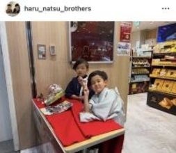 「どこぞの若旦那みたい　男前」中村獅童のそっくり息子兄弟が人形焼きお渡し会に登場「可愛すぎる」