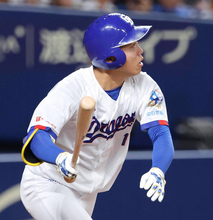 【中日】途中交代した岡林勇希はふくらはぎの張り　井上一樹監督「なくてはならない選手。故障につながるのは避けたい」