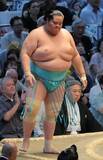 「カド番の琴桜が３連敗で４敗目　熱海富士に敗れ黒星先行」の画像1