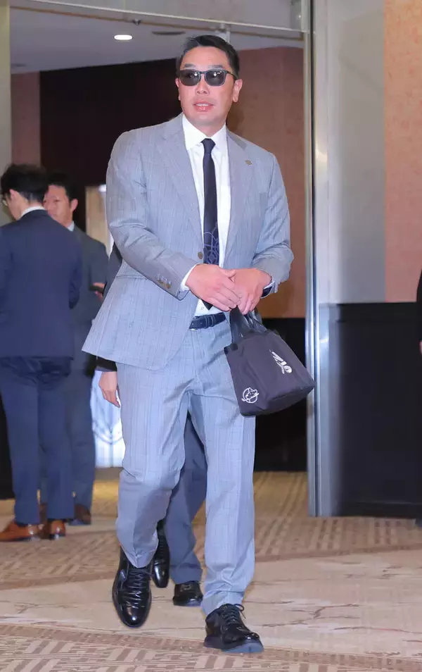 【巨人】阿部監督、球宴で交代選手の再出場ルールを提案「全員使える」１２球団監督会議で意見