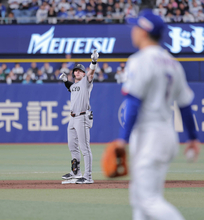 【巨人記録室】キャベッジ、田中将大が勝ち投手の試合で打率６割超え…白星援護