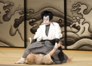 ８代目尾上菊五郎　兼ねる役者の真骨頂「裏表先代萩」見事な３役演じ分けで観客魅了　子役の好演も光る