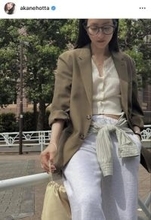 堀田茜、カーディガン×ジャケット春コーデに絶賛！「サラッと着こなしちゃうところがカッコいい」「めっちゃお似合い」