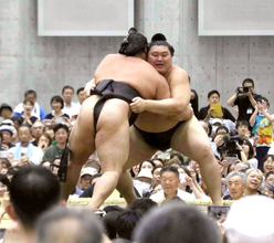 横綱・大の里が休場明けで苦戦の名古屋場所を回顧　「休場は考えず何事も良い経験ととらえた」