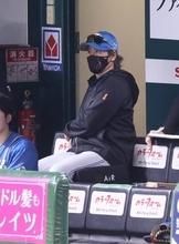 【日本ハム】新庄監督「完敗です。 選手たちはよく頑張ってくれましたよ」…３連敗で最終Ｓ３年連続ソフトに敗退