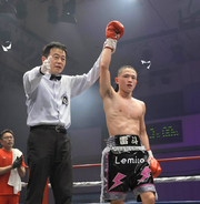 【ボクシング】「ザ・サンダー」片岡雷斗が６回ＴＫＯ勝利デビュー「夢と希望を与える格好いいボクサーに」　井上尚弥・拓真兄弟もリングサイドで熱視線