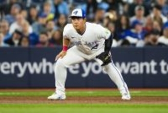 岡本和真が好守連発で評価急上昇　米メディアの不安説を一蹴「投手のベスト・フレンド」２２２勝右腕のシャーザー、指揮官が称賛