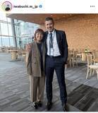 「岩渕真奈さん、ポルトガルのレジェンド選手と２ショット！「すごい～」「イケメン」「すげー羨ましぃ」」の画像1