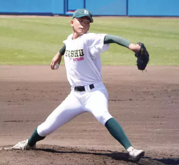 【高校野球】「最後の夏は１５５キロ」専大松戸にまたまた好投手現る　背番号１８　２年生の最速１４８キロ右腕が花咲徳栄戦に先発