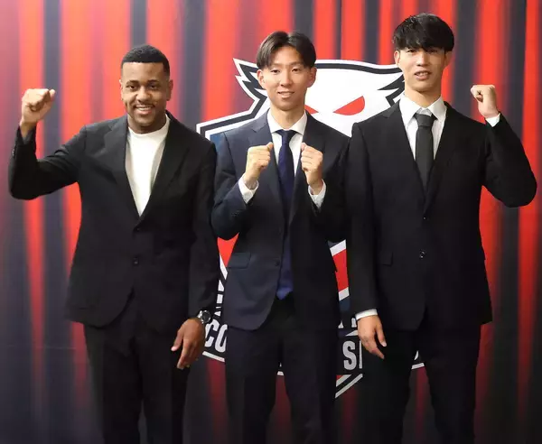 【Ｊ２札幌】新加入３選手が札幌・宮の沢で会見　Ｊ１昇格へ口々に意気込み示す