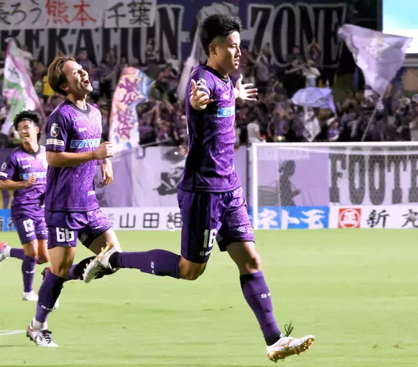 【Ｊ２藤枝】槙野智章監督「常に新しいことをやっているので、対策しようと思ってもできないと思う」　ＰＫ含むセットプレーから３得点　２３年以来の開幕連勝スタート　