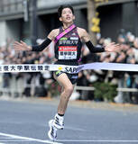 「【箱根駅伝】国学院大は過去最高の２位　７区・高山豪起が区間新、３連覇の青学大に続く」の画像1