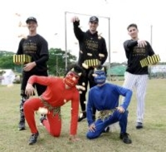 【阪神】新外国人トリオが豆まきを初体験　２０３センチ右腕・ラグズデールはヤンキース・ジャッジから空振りを奪った直球に「自信がある」