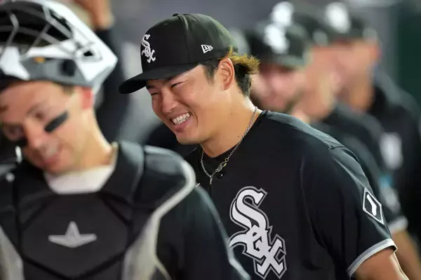 村上宗隆、対応力証明の１４号　前回３Ｋの難敵に雪辱「ある程度イメージできた」初の二塁打は「ターンが難しかった（笑）」…一問一答