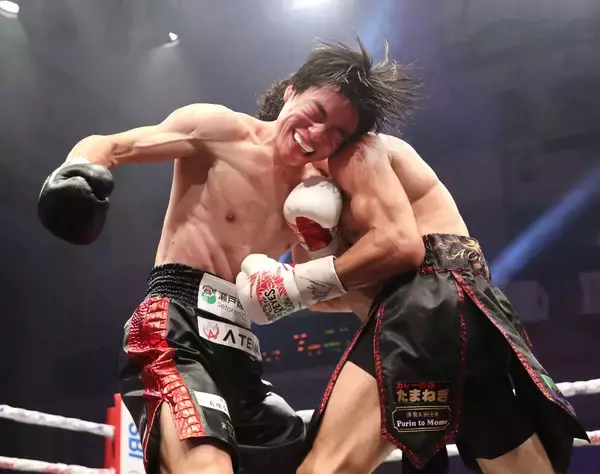 【ボクシング】ｔｉｍｅｌｅｓｚ・菊池風磨の弟・菊池音央、初の８回戦は打撃戦の末に判定負け「打ち合って倒されるならいいかなと思って」