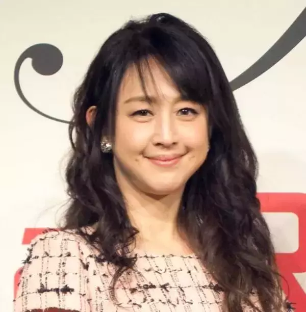 相田翔子、「Ｗｉｎｋ」デビュー前にバーガーショップでアルバイト「イケメンのお兄さん２人が『ソフトクリーム』って言って…」
