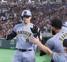 【阪神】優勝マジック最短１５日点灯へ　佐藤輝明が止まらん！Ｖ打に２５号＆２６号　高橋遥人は“ハルト対決”制して１２勝目