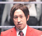 「キンコン・梶原雄太、炎上騒動を“公開謝罪”「自分で言うね。タモリさんの件でしょ？　すいませんでした！」」の画像1