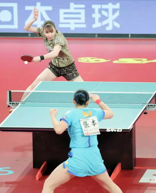 【卓球全日本】早田ひなは史上４人目の４連覇ならず　１７歳・張本美和に敗れる