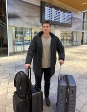 【阪神】ディベイニーが来日「日本に来ることができてうれしい」マイナー通算８５発の遊撃レギュラー候補