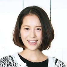 ナイナイ矢部浩之の妻・青木裕子アナ、ノースリワンピ姿のナチュラルな近影公開「月一美容院。ちょっと前の月一」