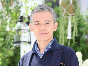 渡部篤郎は「愛妻家です。すごく」共演女優に明かされる「いつも最後にその言葉を付け足して。奥さま愛されてるんだなって」