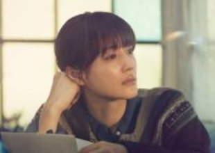 綾瀬はるか、“奇跡の実話”映画化で主演　列車事故で犠牲１７歳ボクサーに２０年後届いたラブレター