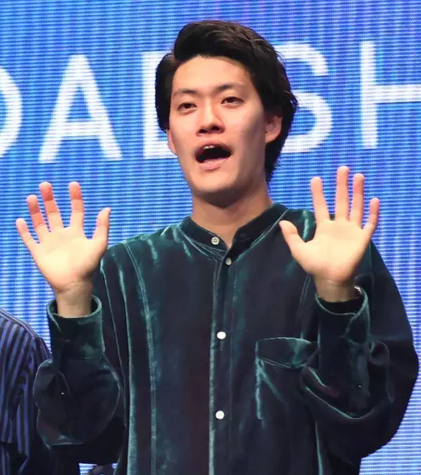 【ＴＨＥ　Ｗ】粗品、逆張りから一転、順張り？　ネット「お前ら素直に見て笑っとけって感じ」の声