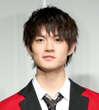 佐野勇斗の達筆な文字に驚き！「えぐうんまっっ」「まじ字が綺麗」「字綺麗すぎる憧れる」「さすが」