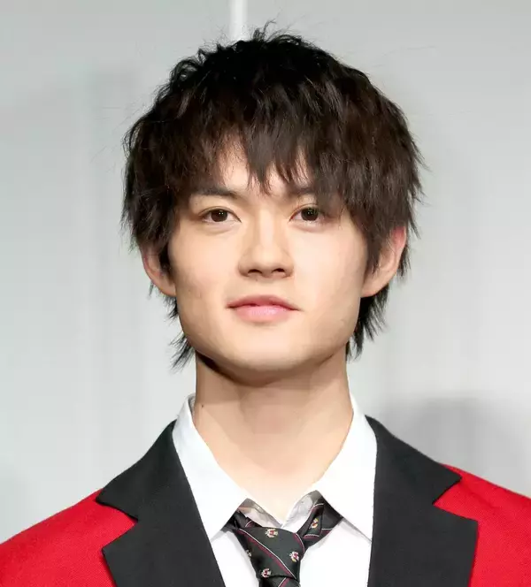 佐野勇斗の達筆な文字に驚き！「えぐうんまっっ」「まじ字が綺麗」「字綺麗すぎる憧れる」「さすが」