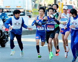 【箱根駅伝】順大「全員が目標タイム」で往路６位　３区の１年生・井上は区間４位の好走