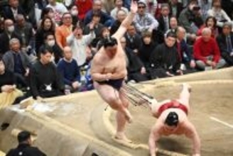 豊昇龍、大の里、安青錦が４勝目　琴桜は連敗　霧島が敗れ、勝ちっ放しは平幕の欧勝馬、阿炎の２人