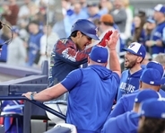 ブルージェイズ・シュナイダー監督が岡本の１号に感激ワード止まらず　「なんというスイングなんだ！」「本当にいい選手！」