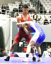【レスリング】パリ五輪金の文田健一郎が復帰し、決勝進出　会場に駆けつけた長女から「パパ頑張れー」の声　「レスリングをやっていて良かったなと思う瞬間」