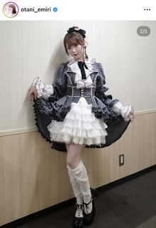 イコラブ・大谷映美里、フリフリ衣装のお団子ショットに「お団子ヘア神」「かわいすぎる！！！」「似合いすぎて昇天」