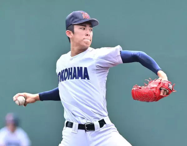 【高校野球】横浜のドラ１候補・織田翔希が復帰登板で１５３キロ連発…状態は「１００（％）」９日に打球直撃で負傷降板…神奈川大会