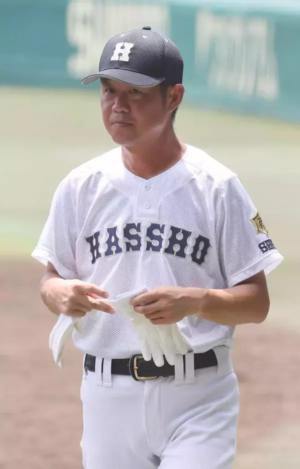 【高校野球】八幡商が１５年ぶり甲子園　優勝後にはＯＢの巨人・則本昂大からメッセージ＆記念Ｔシャツも