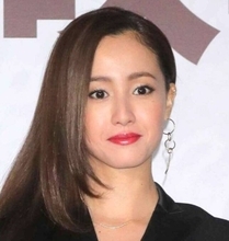 復帰から２年の沢尻エリカ　現在の姿に衝撃「４０代？！」「エリカ様…」まさかの“本名”も話題