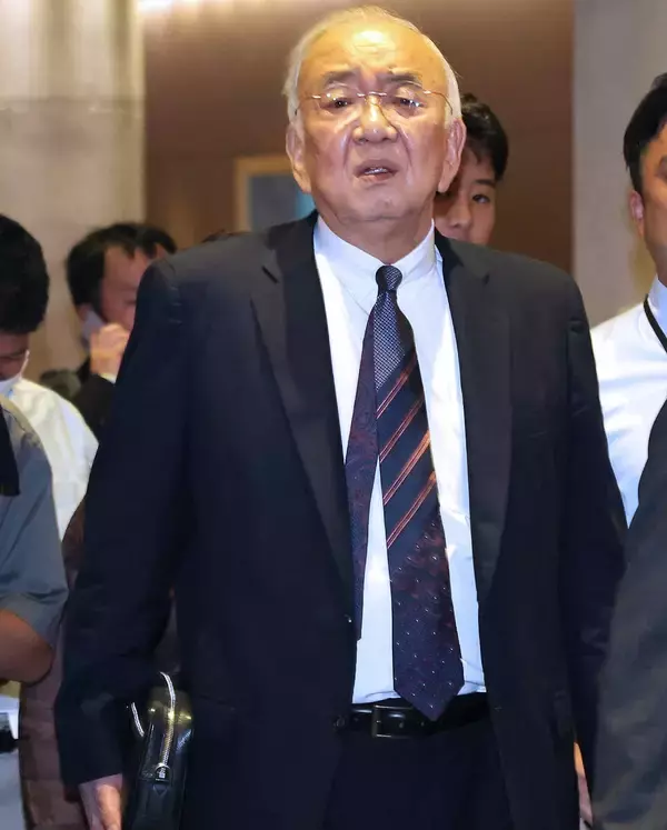 【広島】松田オーナー「チーム一丸となって戦うには新井しか思いつかない」新井貴浩監督の続投を明言　激動シーズンを経て…来季５年目「ハツラツとやってくれたら」