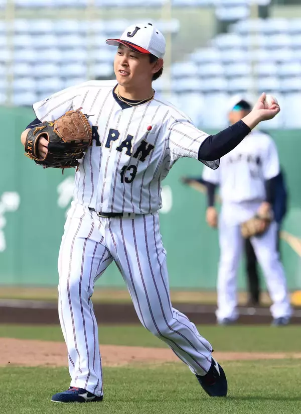 「トイレで僕が気づかない間に大谷さんに…」侍・宮城大弥　３年前の強烈な出会いに照れ笑い