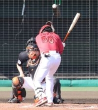 【広島】久保修にアクシデント　巨人・石川の１４４キロ直球が頭部直撃　担架で運ばれる