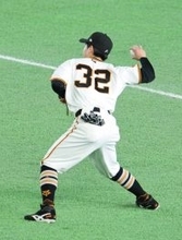 【巨人】浦田俊輔が「ほぼ尚輝」好守でピンチ免れ「めちゃくちゃうまい」ファン歓喜