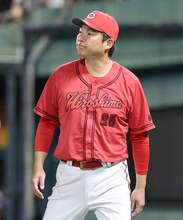 【広島】守護神・中崎翔太が佐々木俊輔にサヨナラ２ラン被弾でワーストタイ借金８　床田寛樹の７回続投に新井貴浩監督「６回で代えておくべきだった。自分のミス」