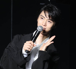羽生結弦さん「これからも挑戦を続けたい」　ハイアール・ＡＱＵＡ新ＣＭもお披露目