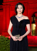 松嶋菜々子のドレス姿に報道陣ノックアウト「鎖骨に沿うように計算されている」京都でカルティエのイベント