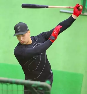【巨人】ドラ６・藤井健翔「ユニホームは誰よりもどろどろに」２、３軍キャンプ参加メンバーが宮崎に到着　
