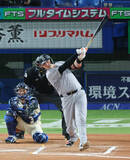 「【巨人】“阿部マジック”４番・ダルベックが３戦連発の５号ソロ　「坂本選手に『ノーパワー』と言われたので…」」の画像1