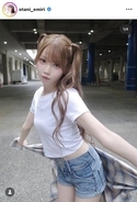 イコラブ・大谷映美里、腹チラ×ショーパン「脚なっが」「爆メロすぎる」「ぜんぶがかわいすぎる眼福」
