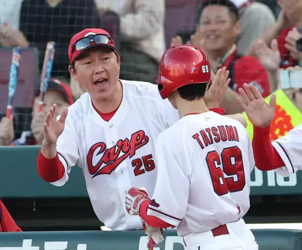 【広島】Ｍ１の阪神に逆転勝ち、３年連続の「眼前胴上げ」は阻止！新井監督は騒動を謝罪…ホーム最終戦